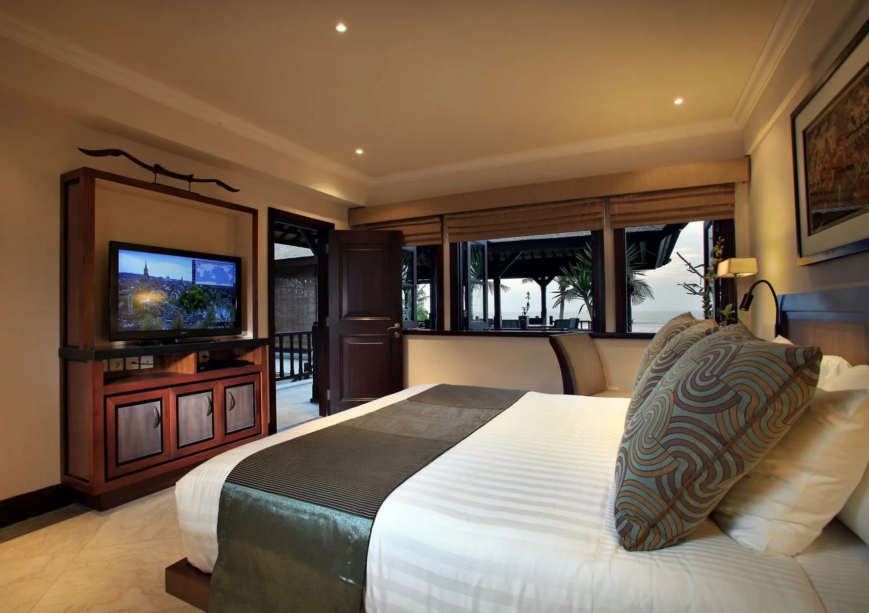 Sundara Oceanside Villa